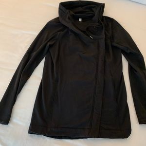 Lululemon zip up wrap.